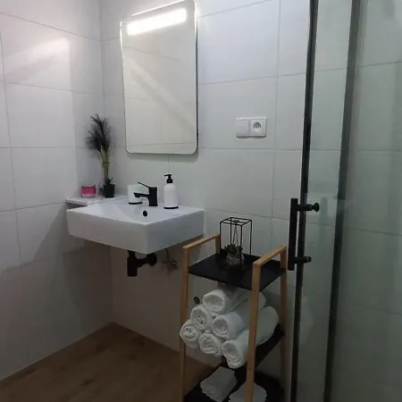 بيت للعطل Cicha Chatka